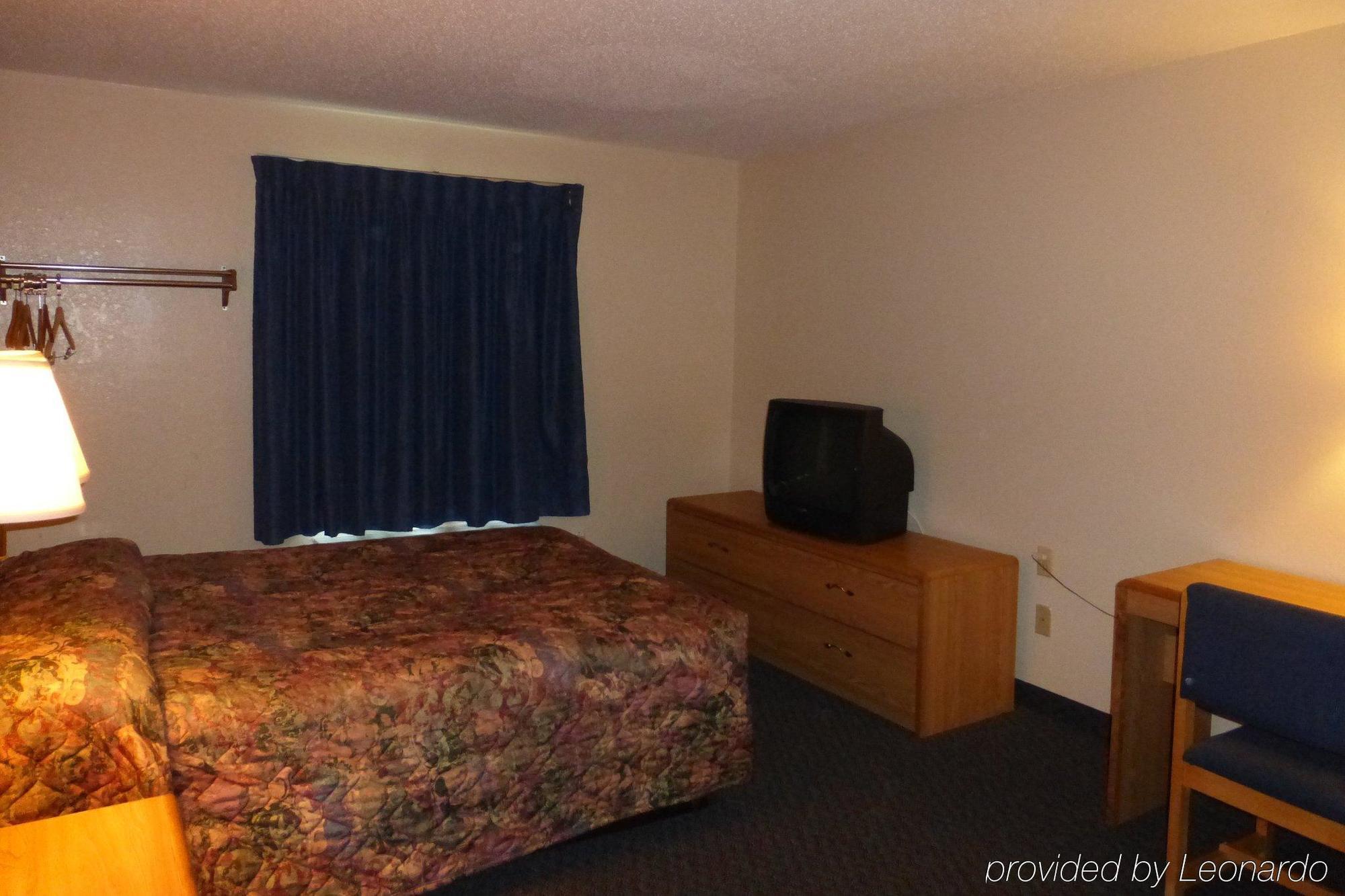 Norwood Inn And Suites - Minneapolis-St Paul Roseville Ngoại thất bức ảnh