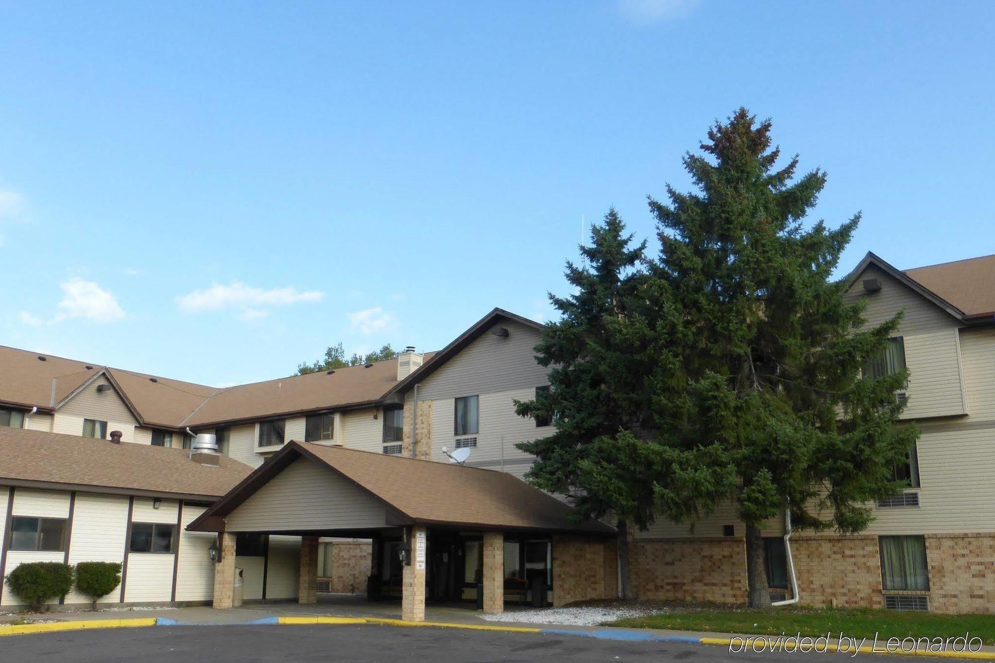 Norwood Inn And Suites - Minneapolis-St Paul Roseville Ngoại thất bức ảnh