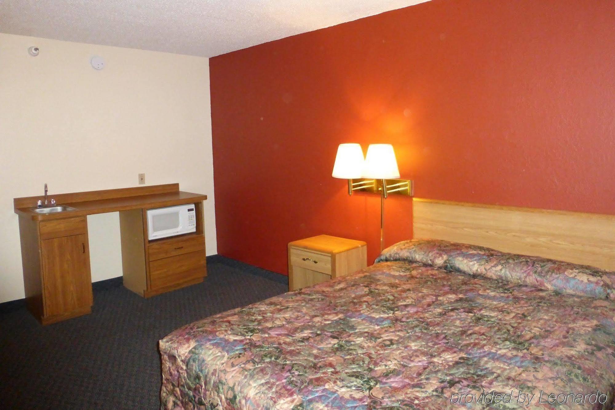 Norwood Inn And Suites - Minneapolis-St Paul Roseville Ngoại thất bức ảnh