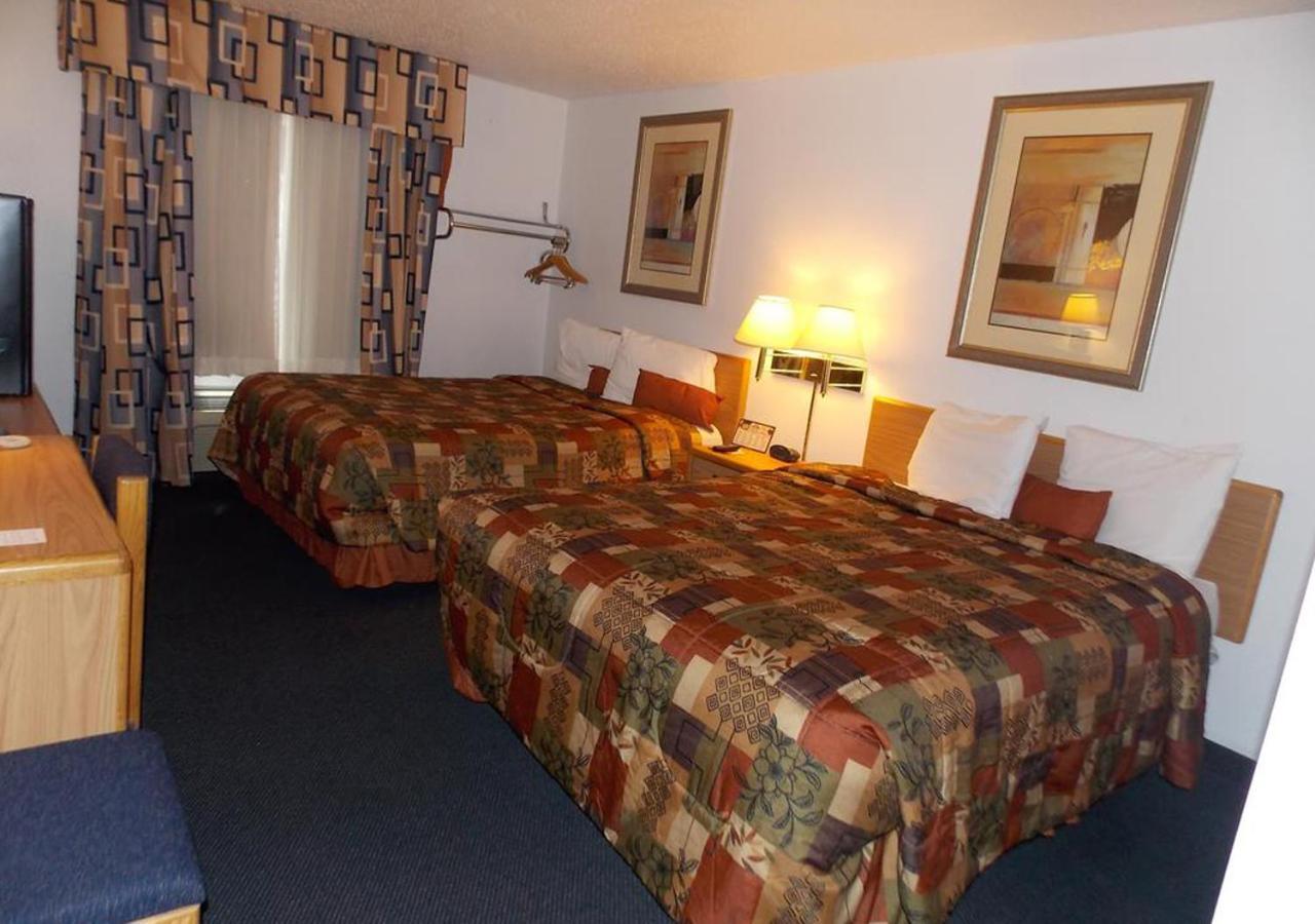 Norwood Inn And Suites - Minneapolis-St Paul Roseville Ngoại thất bức ảnh